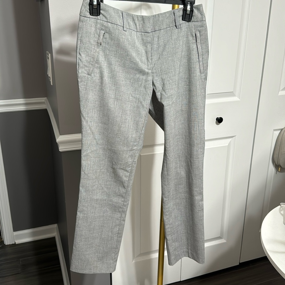 7th Avenue New York & Company Light Gray Dress Slacks Size 0